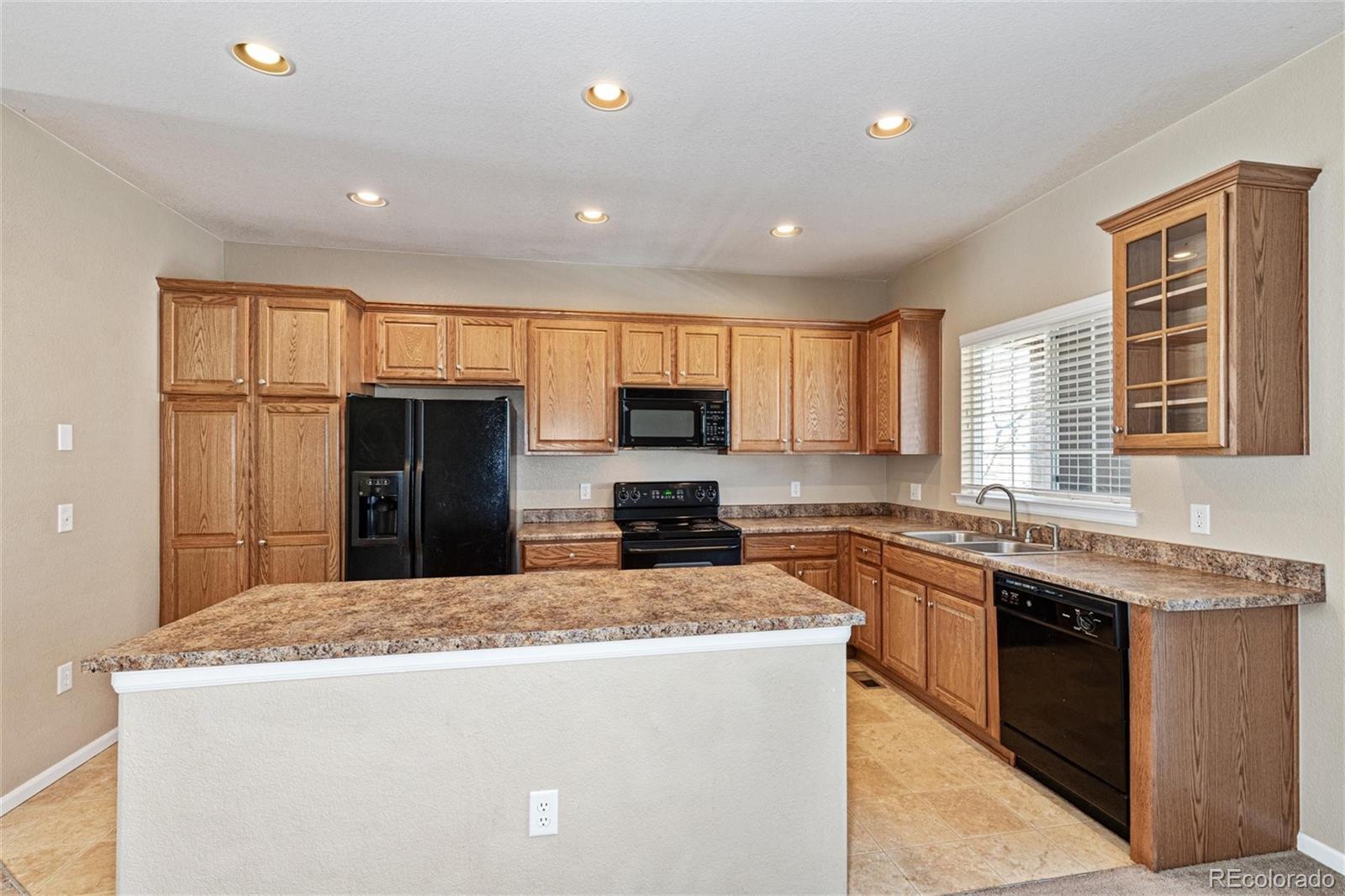 515 Elmhurst Way, Unit A Highlands Ranch, CO 80129 - Photo 10 of 25 Gallery Image 10