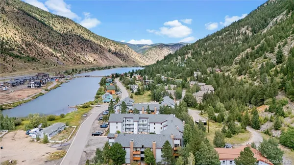 $290,000 | 1901 Clear Creek Drive, Unit A204, Georgetown, CO 80444