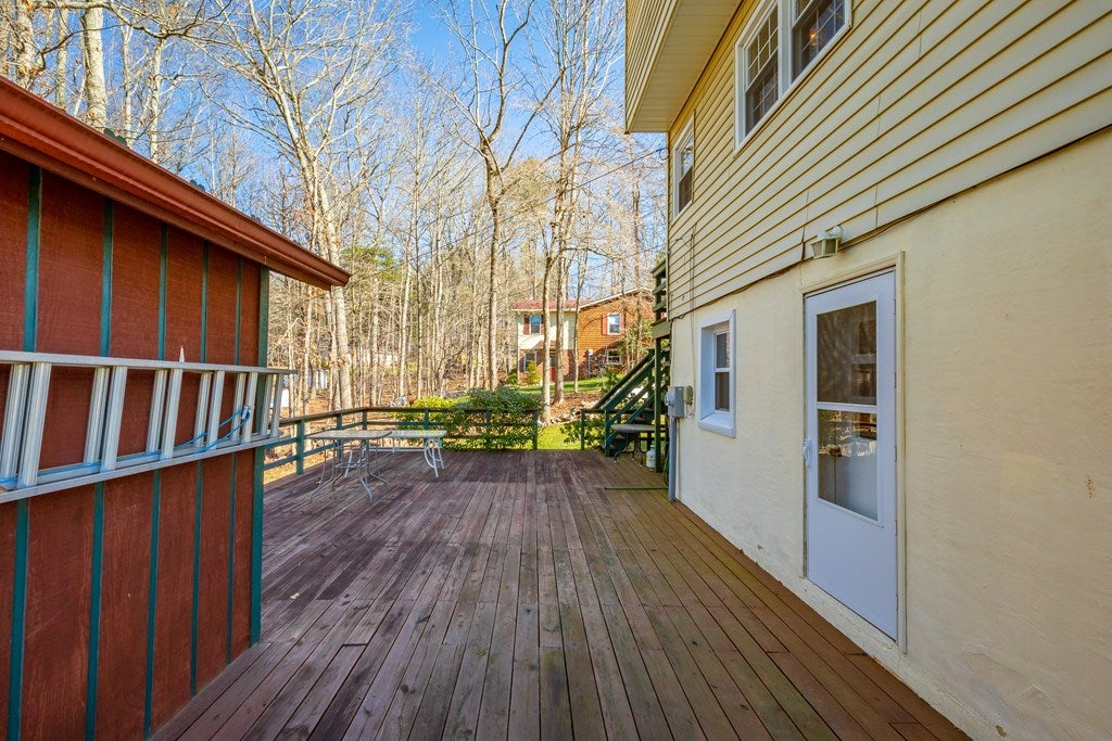 122 Robinhood Road Galax, VA 24333 - Photo 49 of 70 Gallery Image 49