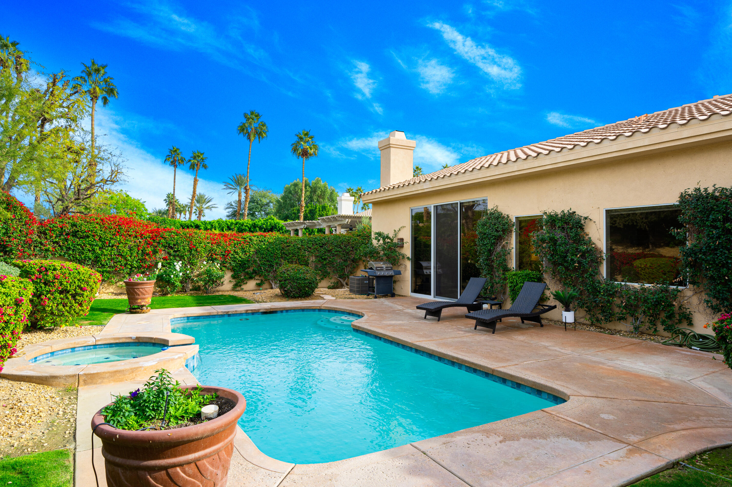 79060 River Rock Road La Quinta, CA 92253 - Photo 33 of 36 Pool and Spa