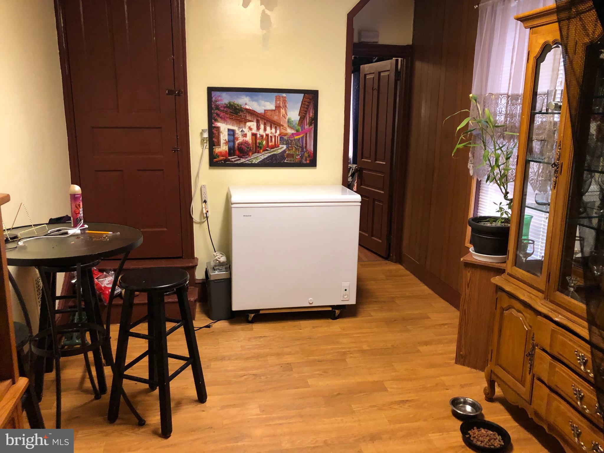 1134 Spring Street Reading, PA 19604 - Photo 3 of 10 1st floor dinning room