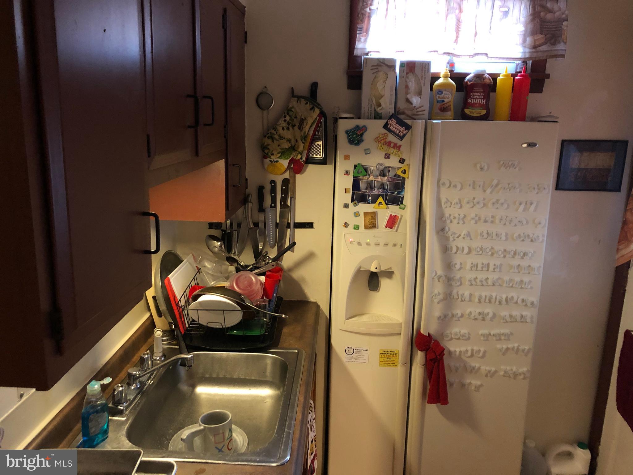 1134 Spring Street Reading, PA 19604 - Photo 4 of 10 1st fl kitchen