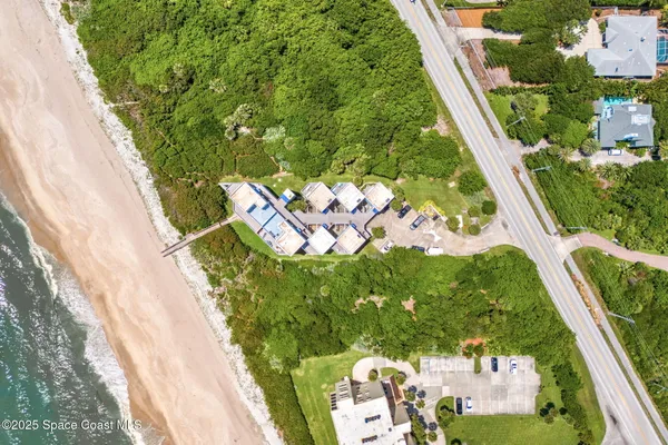 $599,900 | 6355 South Hwy A1A, Unit 5, Melbourne Beach, FL 32951