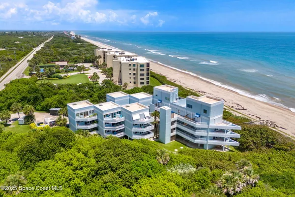 $599,900 | 6355 South Hwy A1A, Unit 5, Melbourne Beach, FL 32951