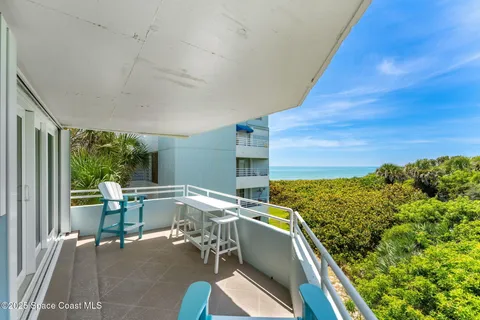 $599,900 | 6355 South Hwy A1A, Unit 5, Melbourne Beach, FL 32951