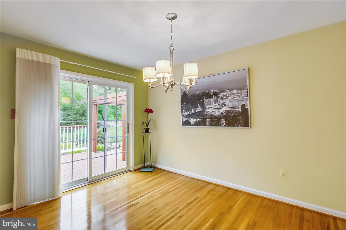 1709 Woodwell Road Silver Spring, MD 20906 - Photo 6 of 40 Quality window treatments -in LR and DR.