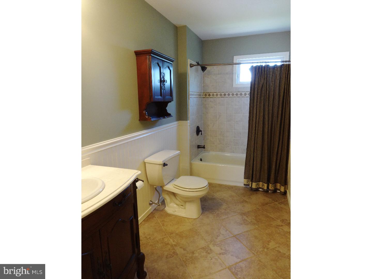 563 Ridge Avenue Spring City, PA 19475 - Photo 20 of 24 Bathroom