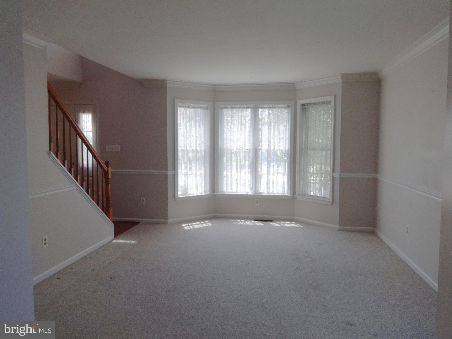 563 Ridge Avenue Spring City, PA 19475 - Photo 3 of 24 Living Room