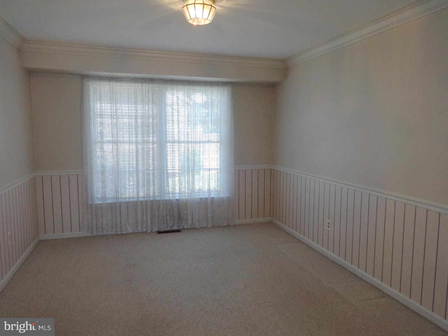 563 Ridge Avenue Spring City, PA 19475 - Photo 5 of 24 Dining Room