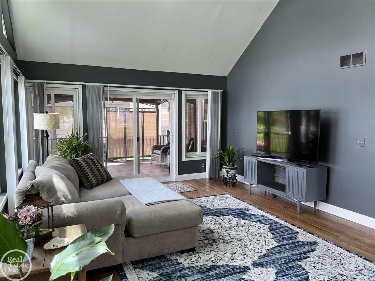 2629 Rubbins Road Howell, MI 48843 - Photo 15 of 63 50075302-14.JPG