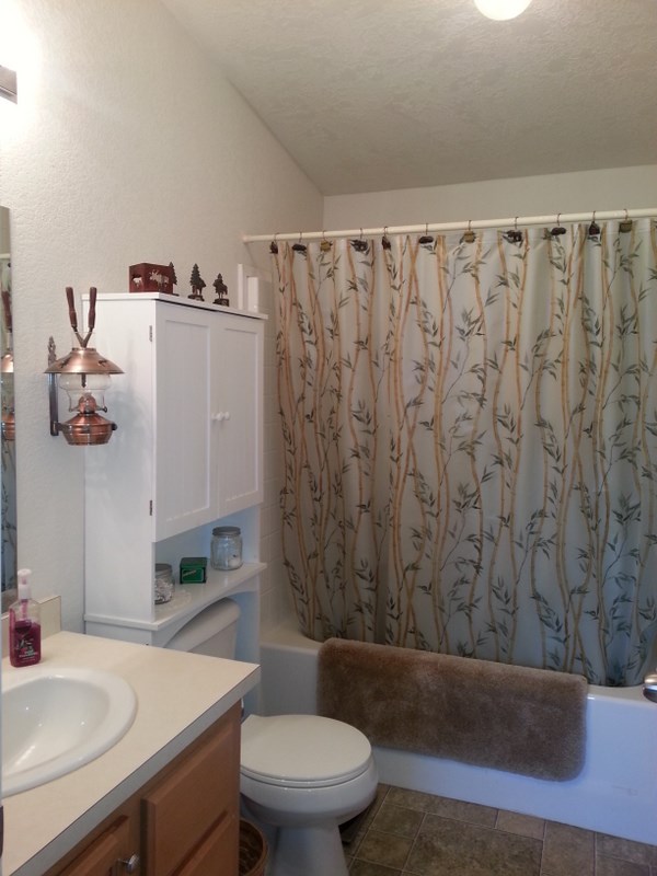 4517 Whittier Road Clayton, WA 99110 - Photo 8 of 20 Gallery Image 8