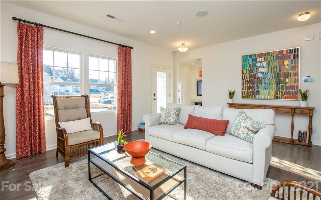 9010 Colwick Hill Road, Unit 151 Charlotte, NC 28215 - Photo 8 of 35 Gallery Image 8