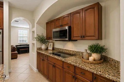 $895,000 | 9905 Coronado Lake Drive, Boynton Beach, FL 33437