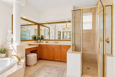 $895,000 | 9905 Coronado Lake Drive, Boynton Beach, FL 33437