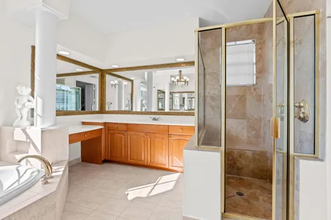 $895,000 | 9905 Coronado Lake Drive, Boynton Beach, FL 33437