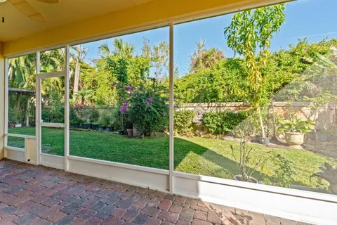 $895,000 | 9905 Coronado Lake Drive, Boynton Beach, FL 33437