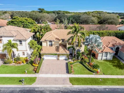 $895,000 | 9905 Coronado Lake Drive, Boynton Beach, FL 33437