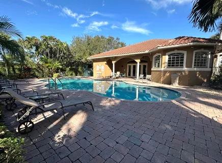 $895,000 | 9905 Coronado Lake Drive, Boynton Beach, FL 33437