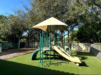 $895,000 | 9905 Coronado Lake Drive, Boynton Beach, FL 33437