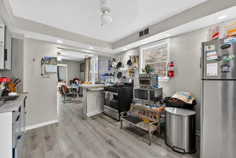 $649,999 | 1726 North Sawyer Avenue, Chicago, IL 60647
