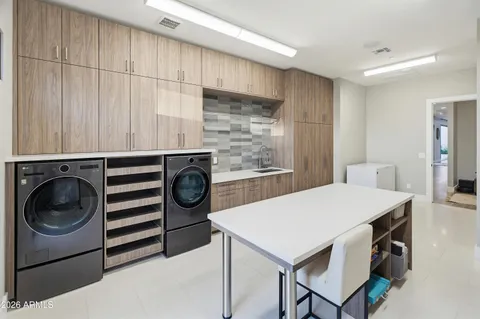 $9,950,000 | 6210 East Keim Drive, Paradise Valley, AZ 85253