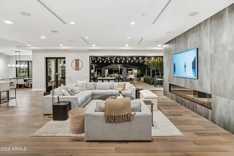 $9,950,000 | 6210 East Keim Drive, Paradise Valley, AZ 85253