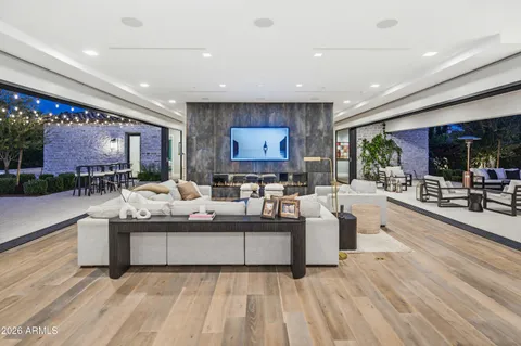 $9,950,000 | 6210 East Keim Drive, Paradise Valley, AZ 85253