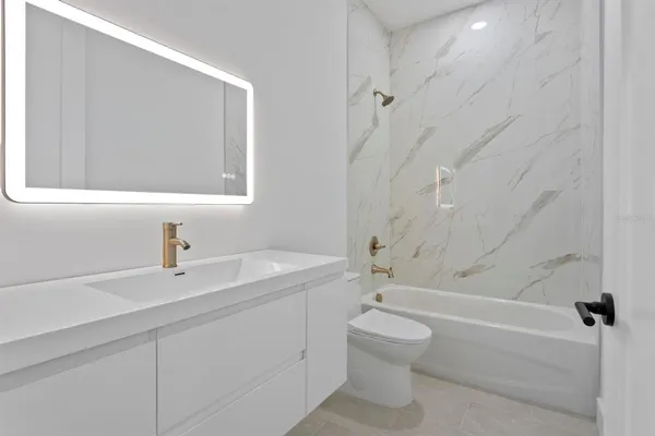 $1,850,000 | 2202 Newberger Road, Lutz, FL 33549