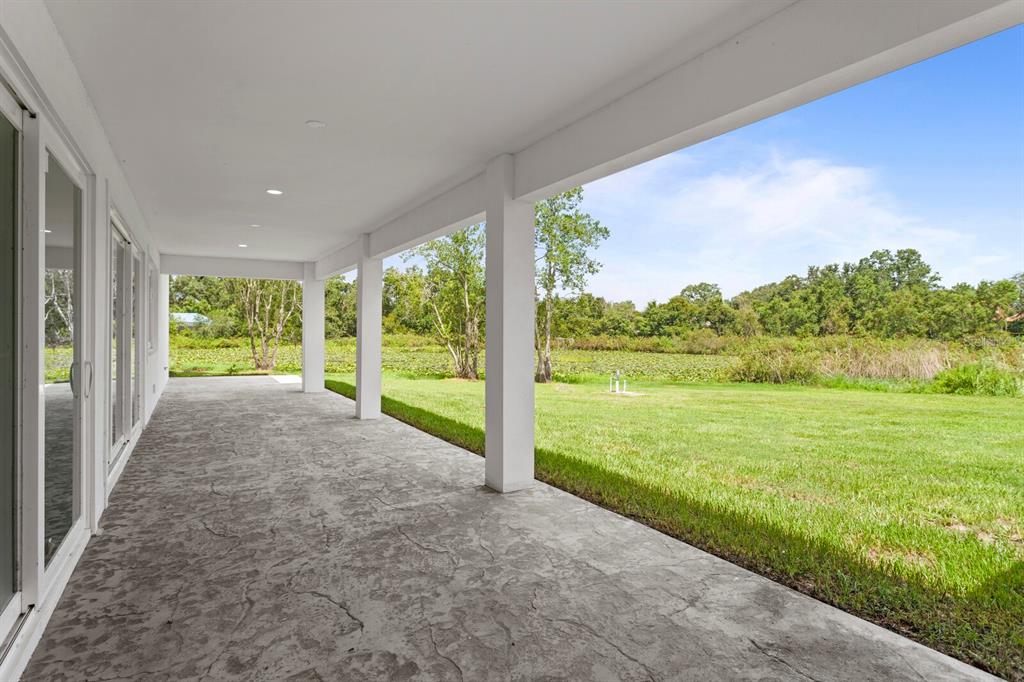 2202 Newberger Road Lutz, FL 33549 - Photo 6 of 48
