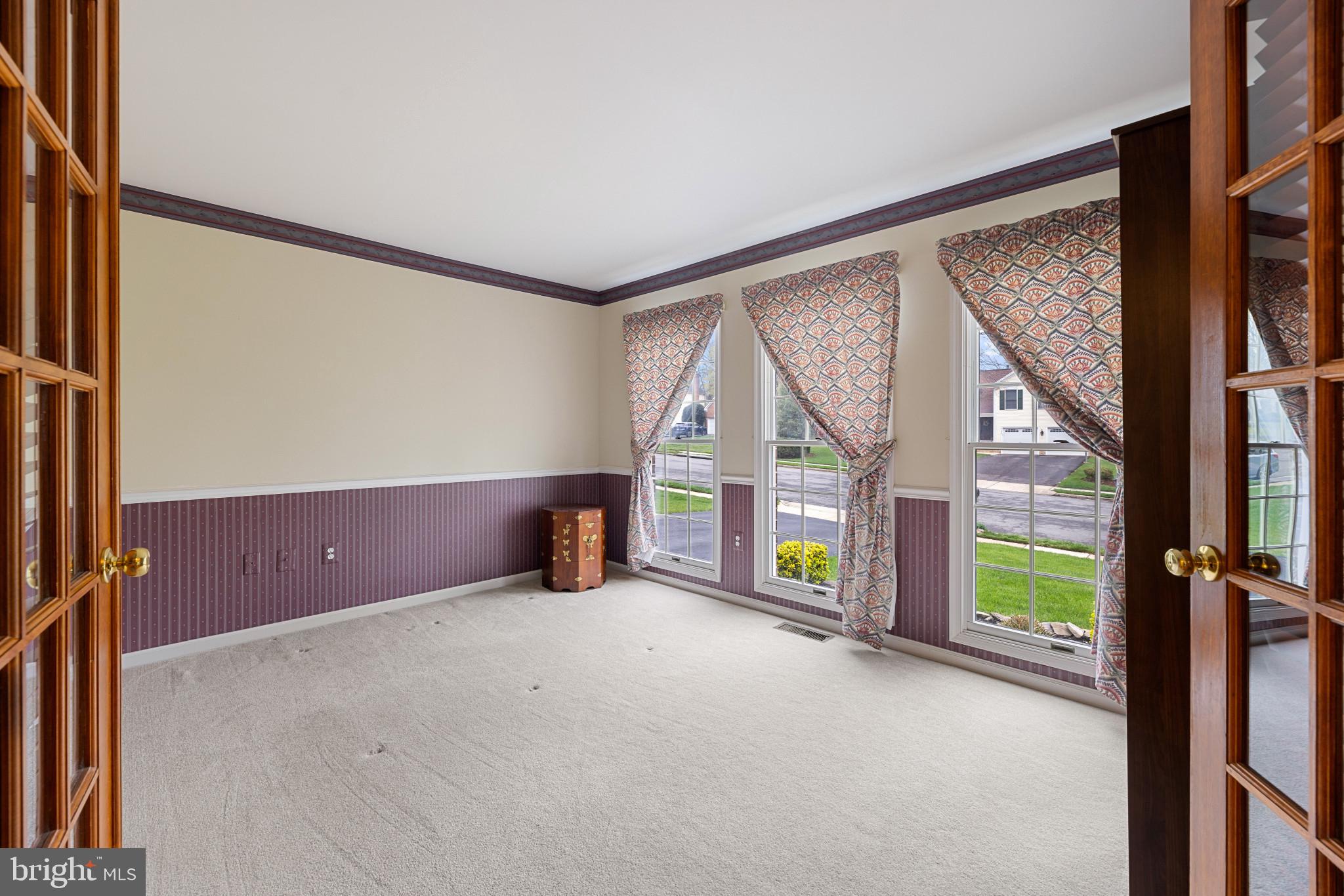 6189 Hidden Canyon Road Centreville, VA 20120 - Photo 24 of 48 Office/Den