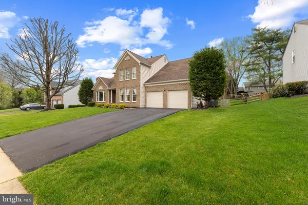 $989,000 | 6189 Hidden Canyon Road, Centreville, VA 20120