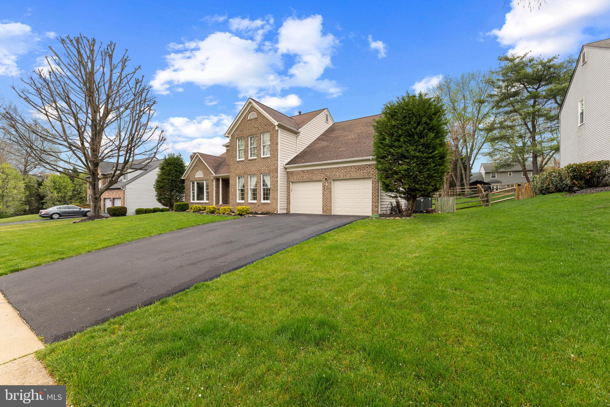 6189 Hidden Canyon Road Centreville, VA 20120 - Photo 3 of 48