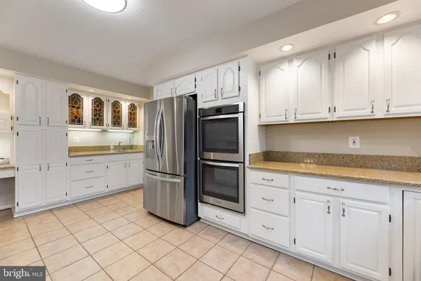 $989,000 | 6189 Hidden Canyon Road, Centreville, VA 20120