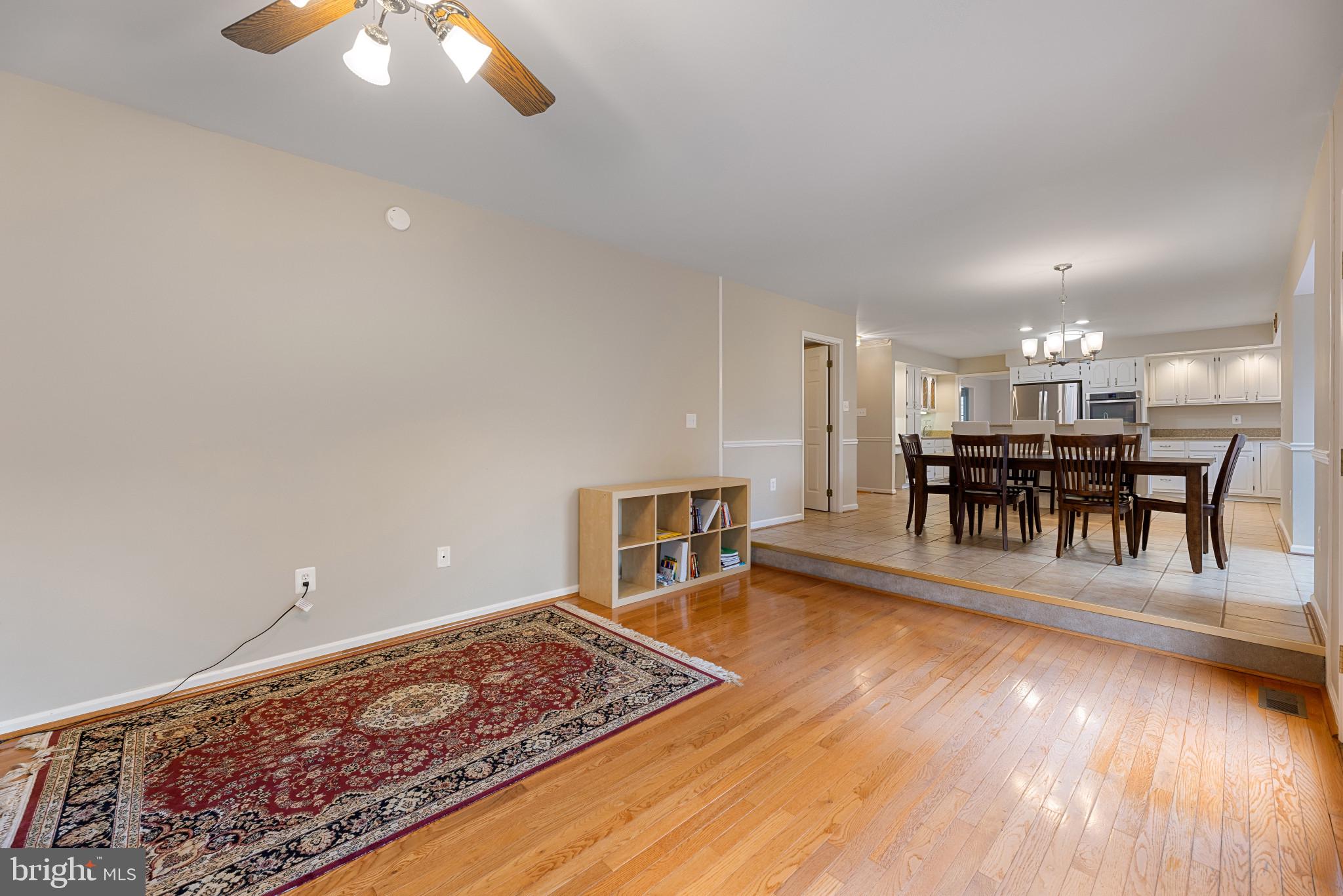 6189 Hidden Canyon Road Centreville, VA 20120 - Photo 10 of 48