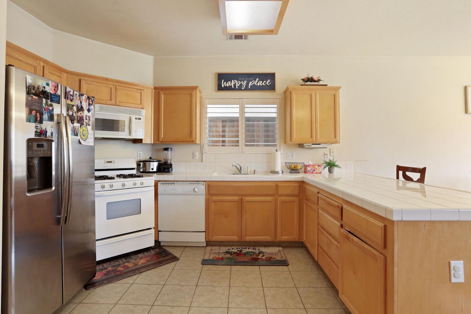 1186 Kay Circle Turlock, CA 95382 - Photo 9 of 28