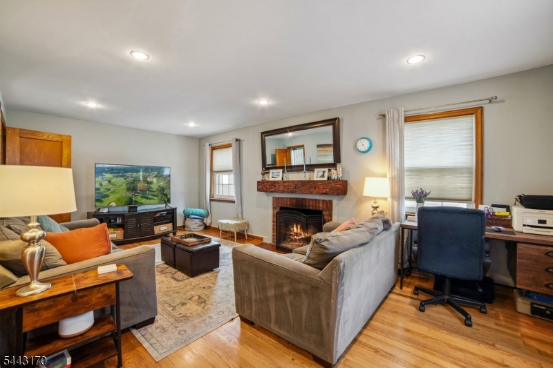661 Palisade Road Union, NJ 07083 - Photo 7 of 41