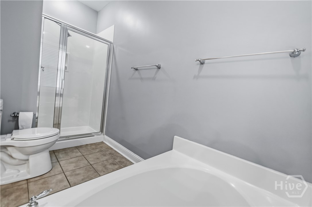 305 Lakeview Drive Pooler, GA 31322 - Photo 24 of 41 Bathroom attached to bedroom #2