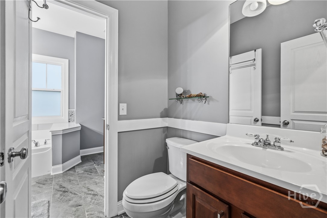 305 Lakeview Drive Pooler, GA 31322 - Photo 27 of 41 Bathroom attached to bedroom #3