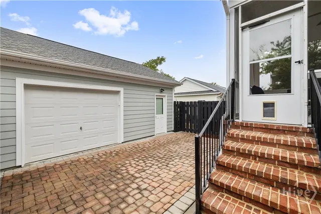 $325,000 | 305 Lakeview Drive, Pooler, GA 31322