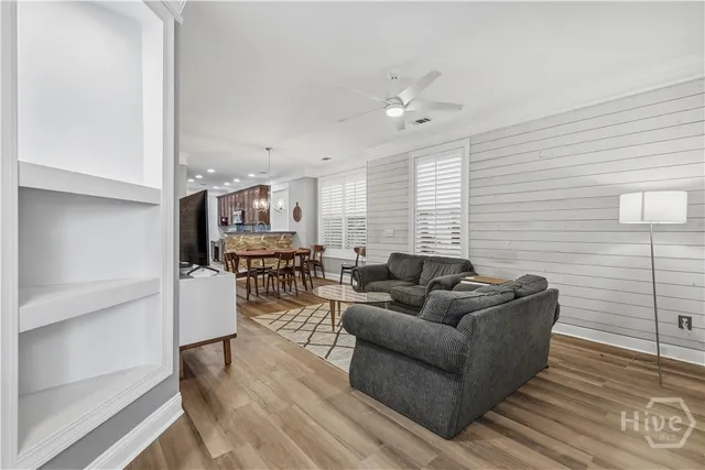 $325,000 | 305 Lakeview Drive, Pooler, GA 31322