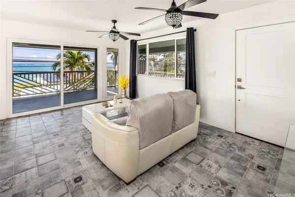 $6,200 | 53-658 Kamehameha Highway, Hauula, HI 96717