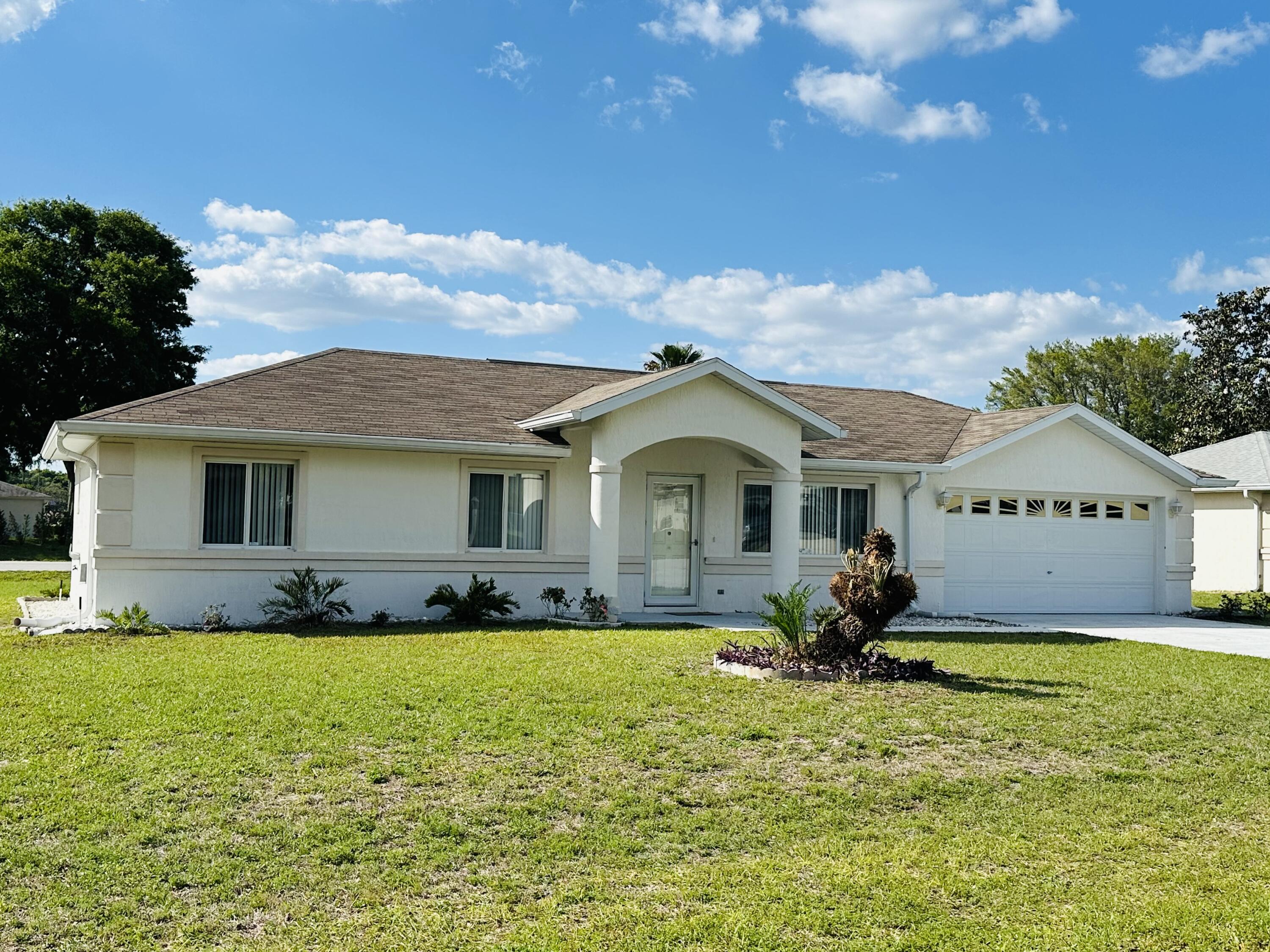 10312 Southwest 61st Terrace Road Ocala, FL 34476 - Photo 1 of 18 IMG_4649