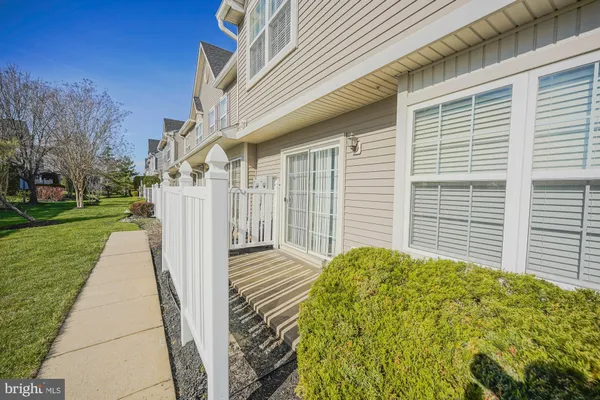 $2,800 | 3908 Grenwich Lane, Mount Laurel, NJ 08054