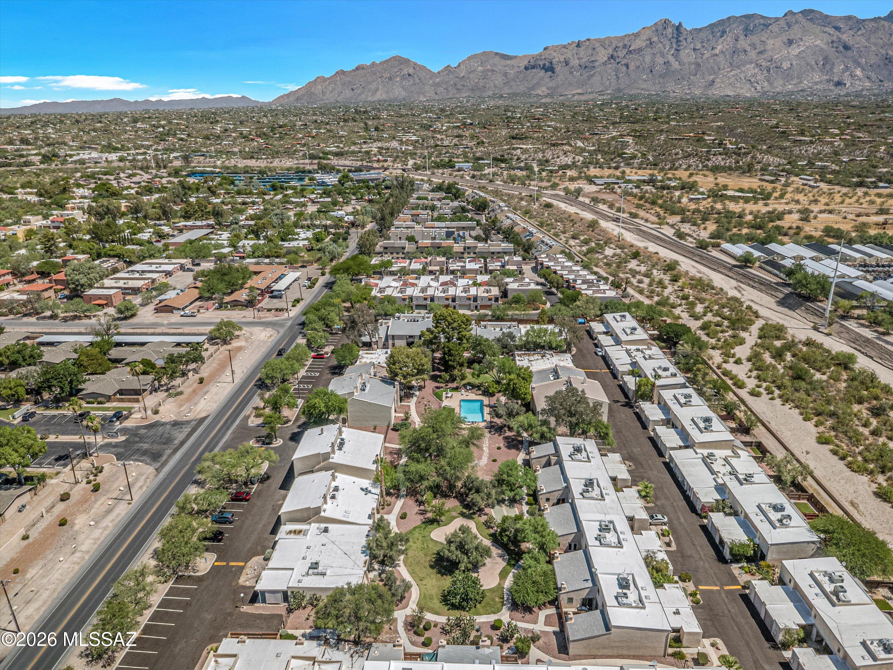 3750 North Country Club Road, Unit 5 Tucson, AZ 85716 - Photo 5 of 38 Tucson Racket Club at the end of road!