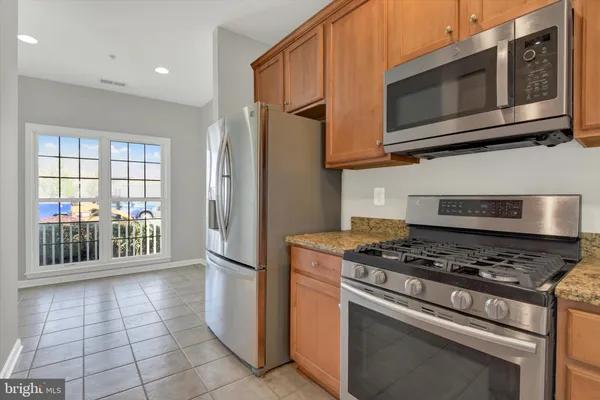 $379,900 | 518 Clubside Drive, Unit 240, Taneytown, MD 21787