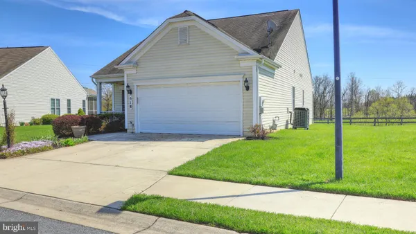 $379,900 | 518 Clubside Drive, Unit 240, Taneytown, MD 21787