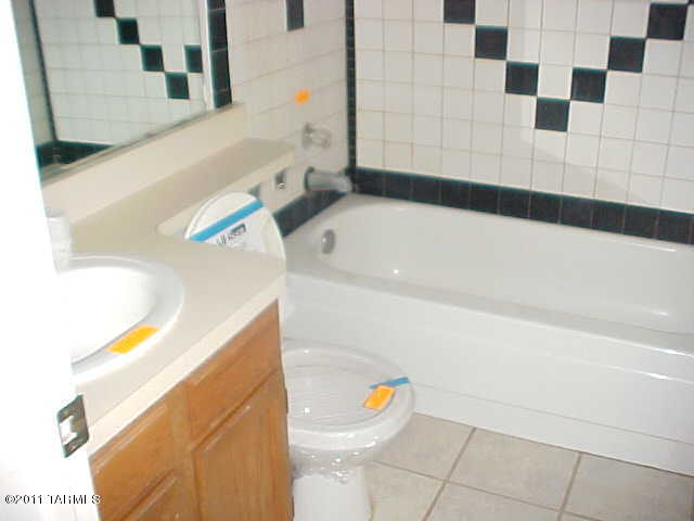 2744 North Country Club Road, Unit 108 Tucson, AZ 85716 - Photo 3 of 3