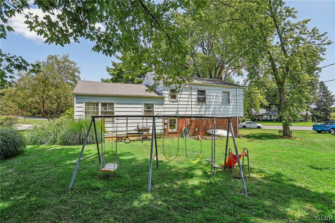 1515 Kelchner Road Bethlehem, PA 18018 - Photo 38 of 40 Gallery Image 38