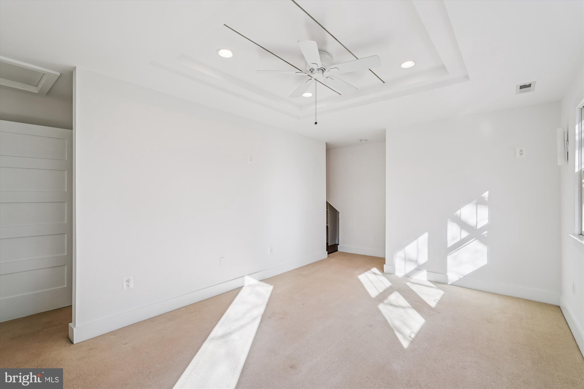 104 Pershing Avenue Northwest Leesburg, VA 20176 - Photo 19 of 36 a view of a livingroom with a furniture