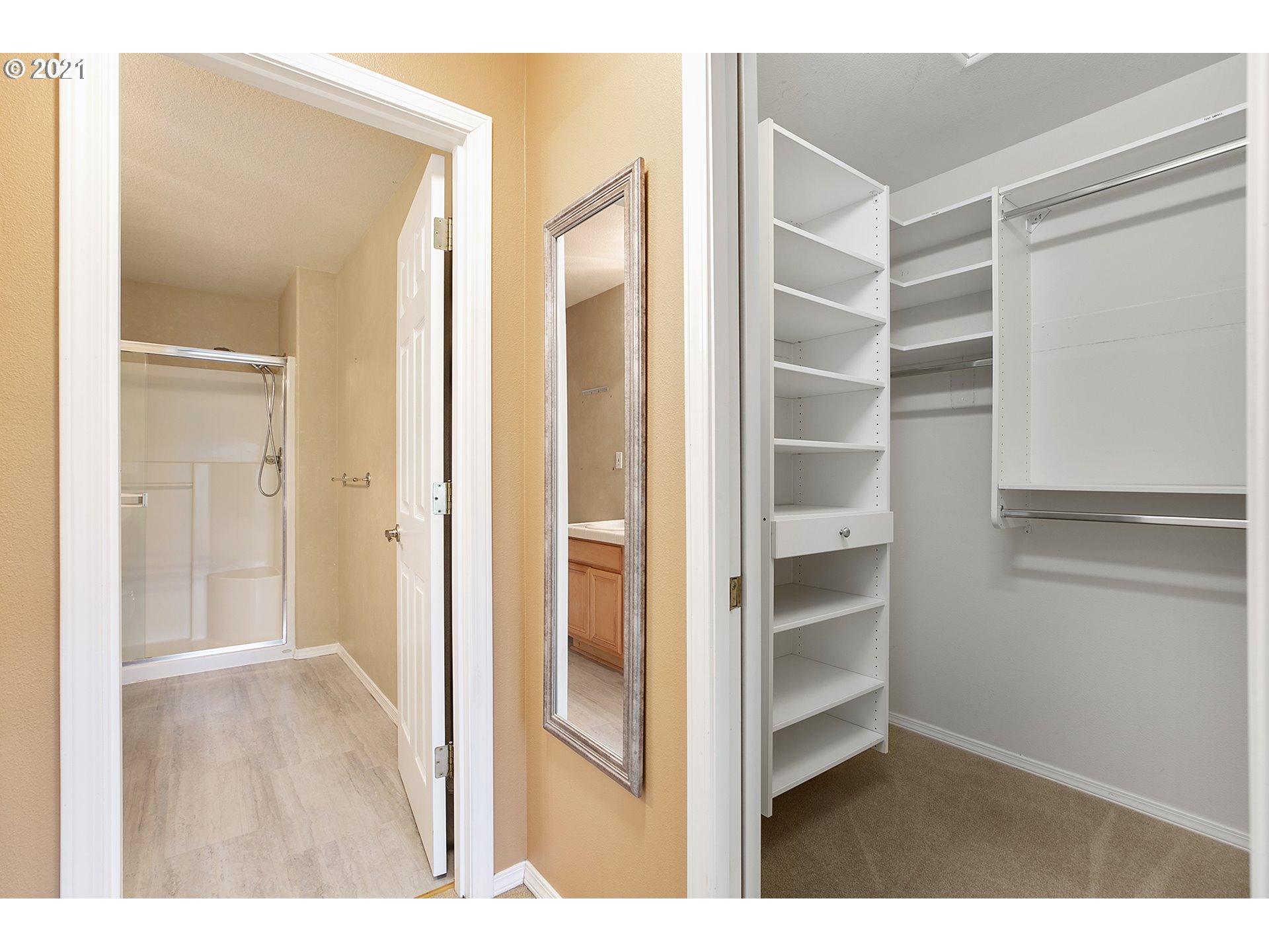 3737 Southwest Stephenson Street Portland, OR 97219 - Photo 13 of 23 Gallery Image 13